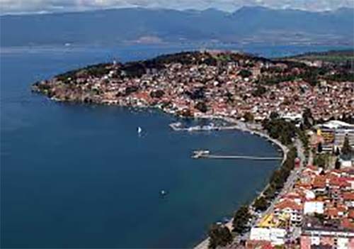 Уште една кривична за узурпација на плажа во Охрид