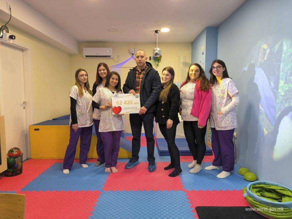 Средствата од хуманитарни паркинзи донирани во Центарот за аутизам