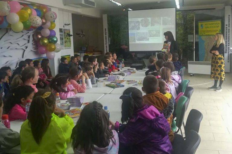 Општина Охрид дел од настанот „Биди хуман, сподели радост, израдувај непознато дете“