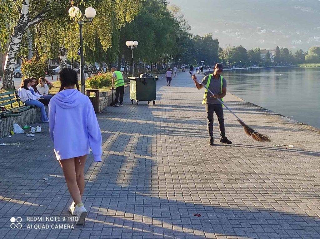 ЈП Охридски Комуналец дневно собира по 80 тони отпад
