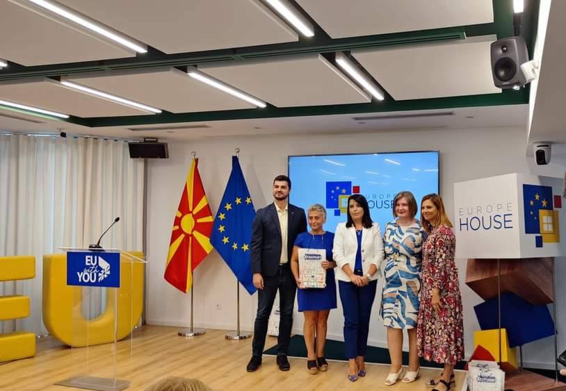 ООУ„Кочо Рацин” – Охрид добитник на плакета eTwinning School
