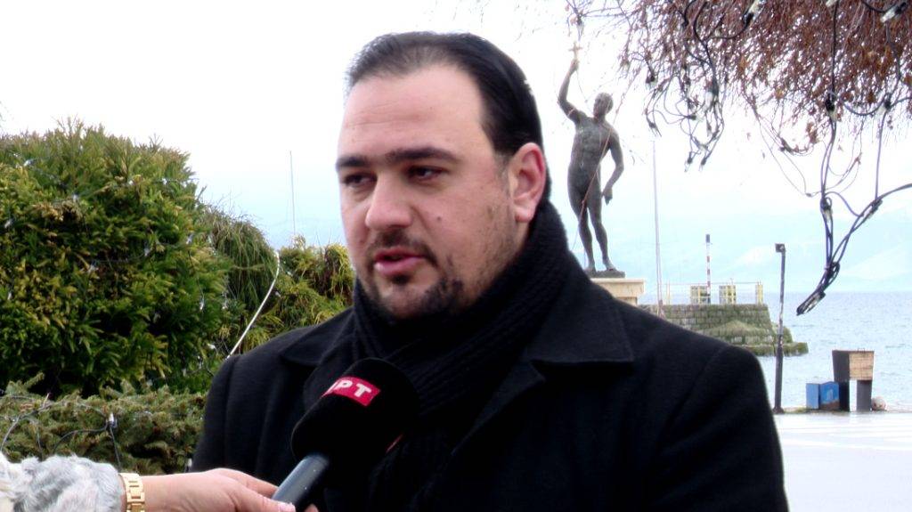 Над 300 капачи пријавени за Светиот крст во Охридското Езеро