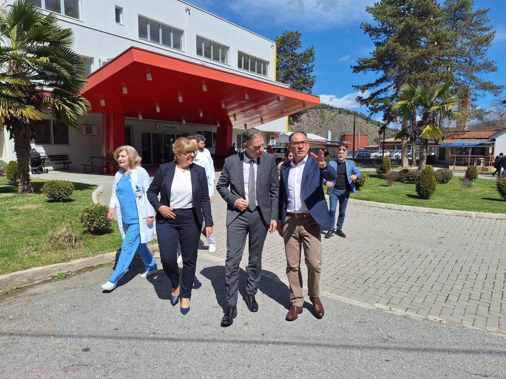 Министерот за здравство во посета на болницата „Свети Еразмо“ Охрид