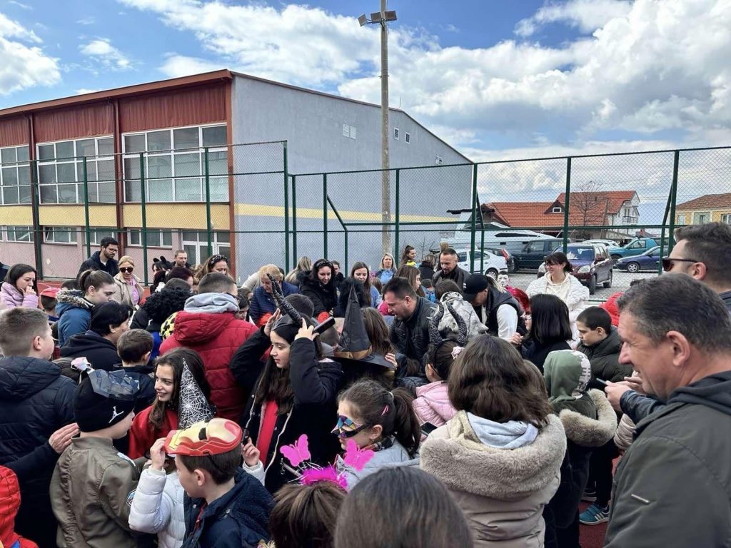 Во Велгошти маскембал за Прочка