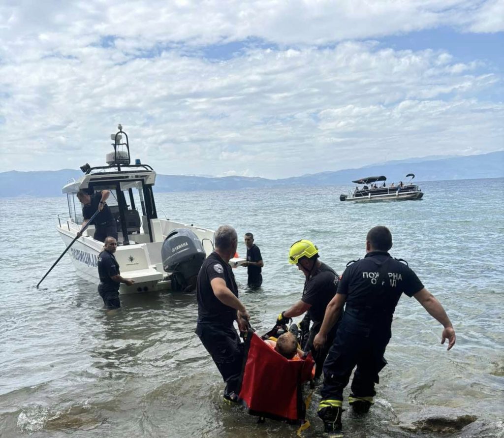Спасено лице од Англија што паднало во Охридското езеро