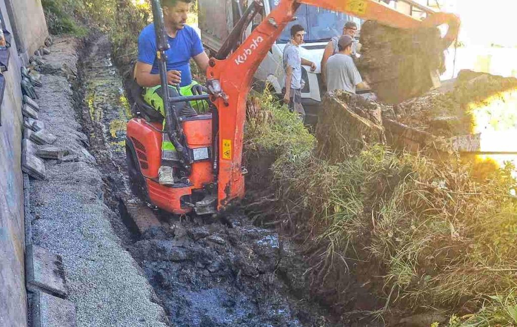 Продолжува реконструкција на каналите во Вевчани