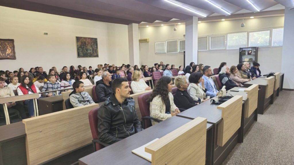 Промоција на третата збирка поезија „Тие доаѓаат“