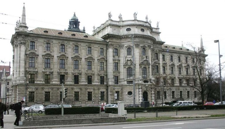 Австриец и ги зел децата на Македонка и не им дозволува контакт