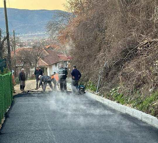 Се асфалтираат патеки во Велгошти