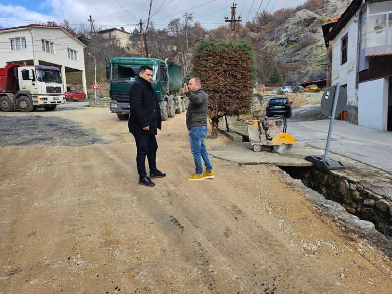 Се асфалтираат патеки во Велгошти
