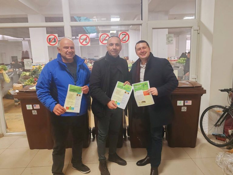 ЈП Градски пазар доби канти за селекција на органски отпад