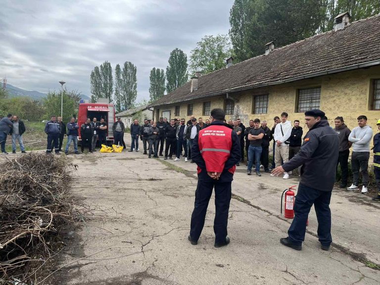 Обука за гаснење пожари
