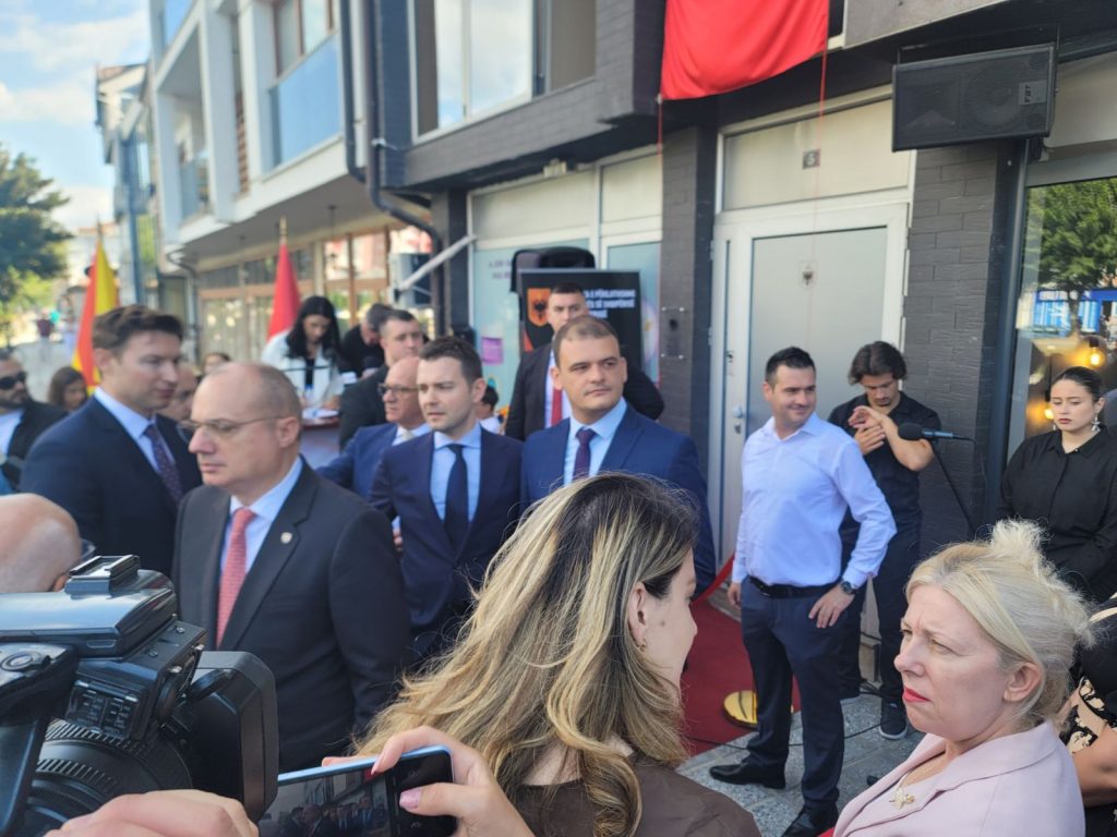 Отворен конзулат на Р. Албанија во Струга