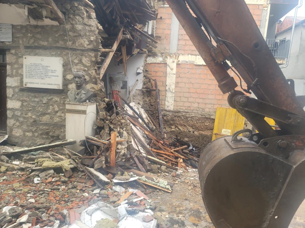 Кривична пријава против инвеститорот и четири лица од општина Струга, за куќата на Малески
