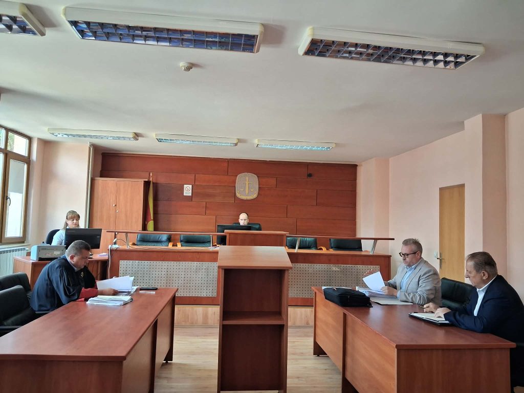 Казна 5000 евра за поранешниот градоначалник на Струга